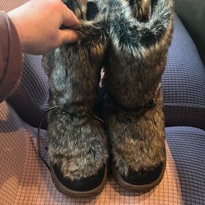 Ulu Rabbit Fur Boots updated